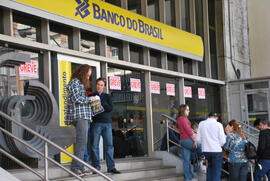 Greves e Paralisações