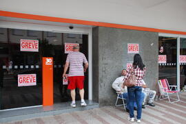 Greves e Paralisações